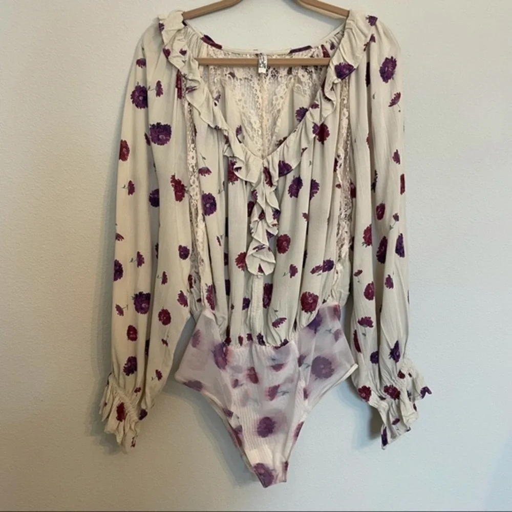 NWOT Free People Poppy Printed Bodysuit - Picture 3 of 13